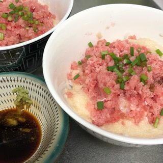 絶品♪マグロのたたき山かけ丼